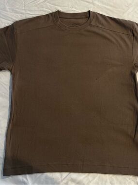Koral Men's Chocolate Brown Short-Sleeve Crew Tee